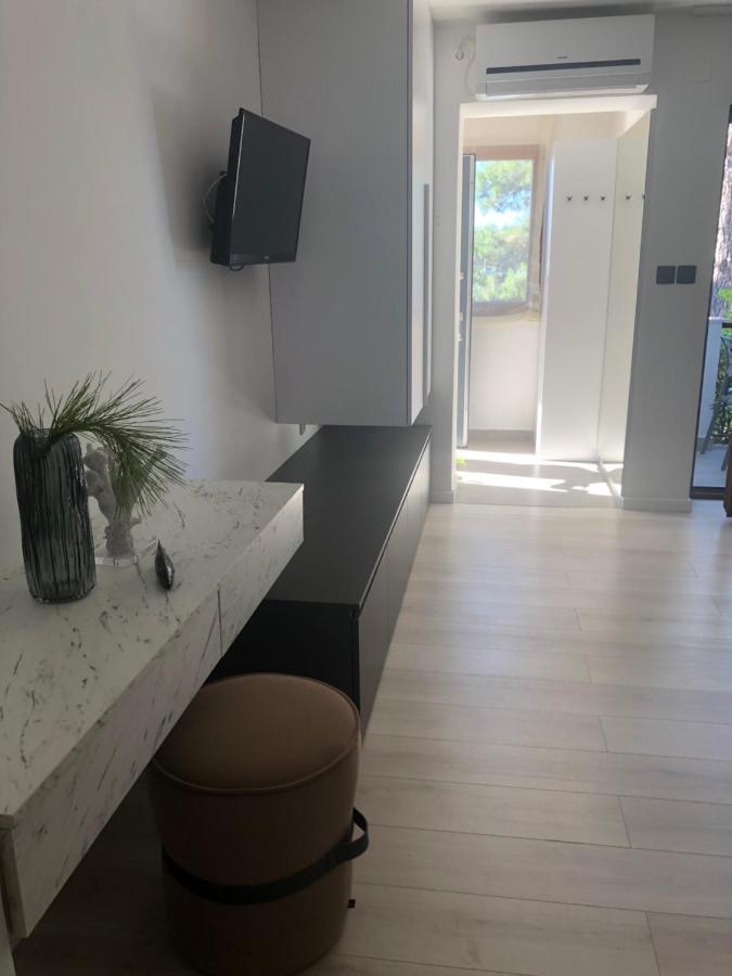 Apartments & Rooms Bianca Mali Lošinj Eksteriør billede