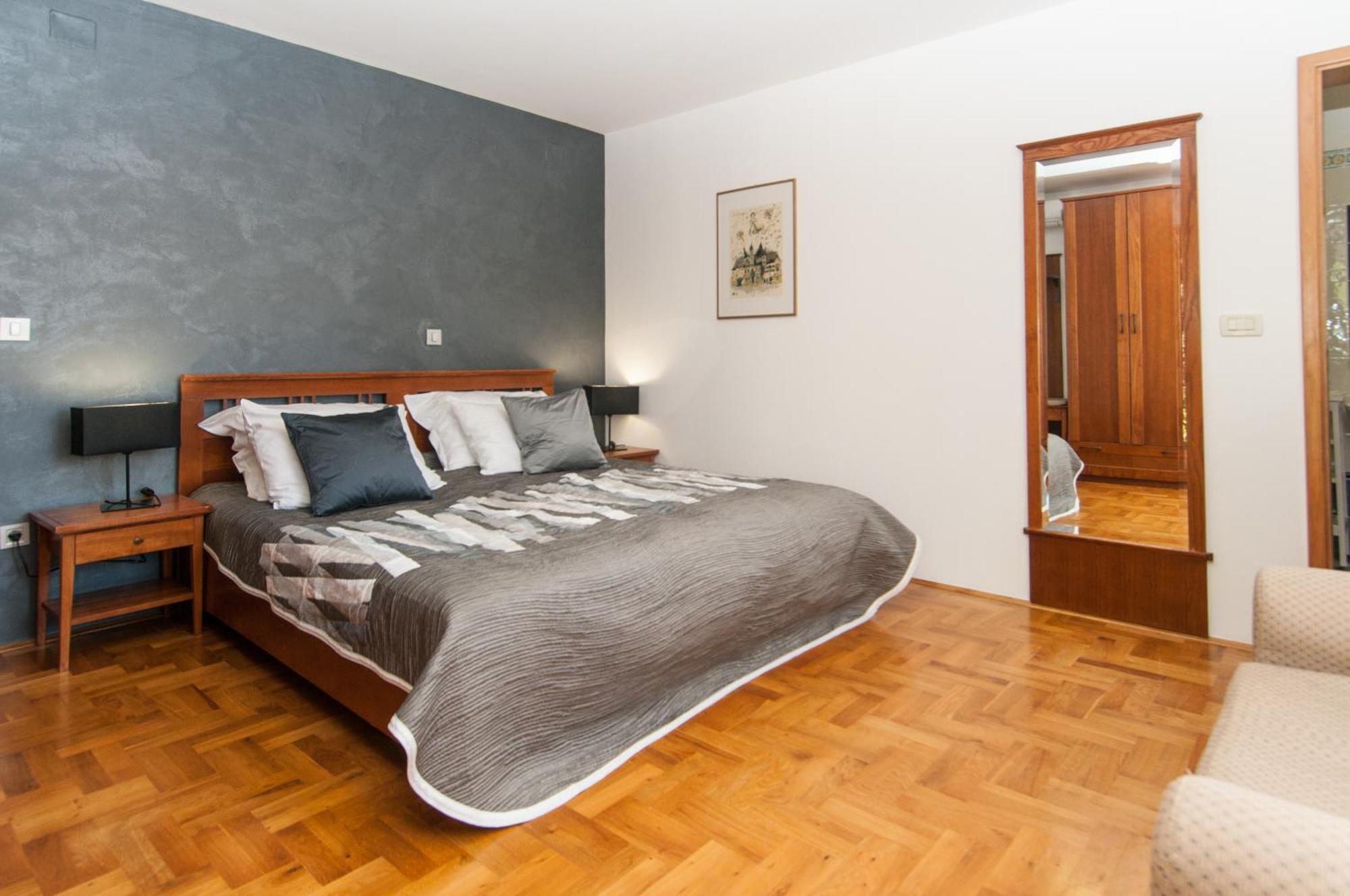 Apartments & Rooms Bianca Mali Lošinj Eksteriør billede