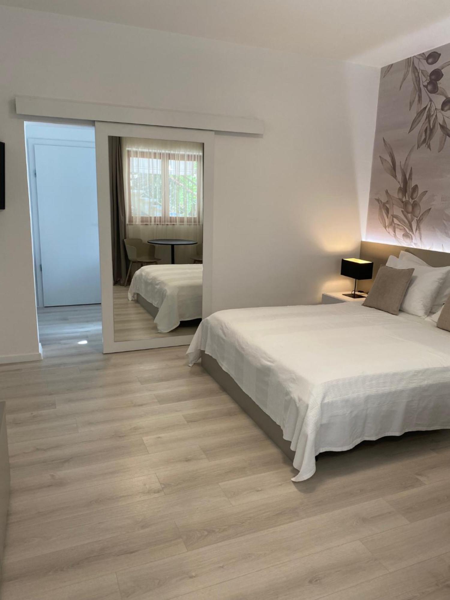 Apartments & Rooms Bianca Mali Lošinj Eksteriør billede