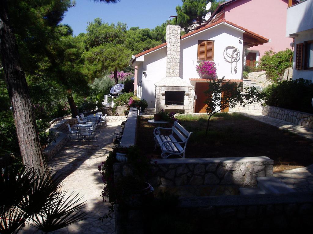 Apartments & Rooms Bianca Mali Lošinj Eksteriør billede